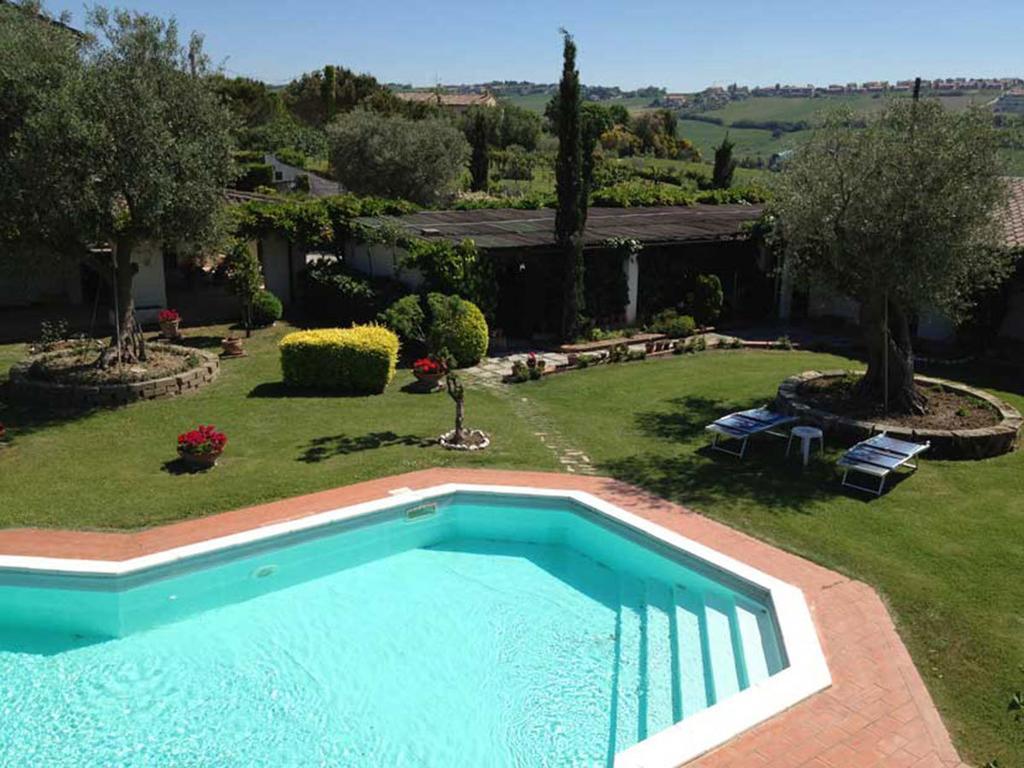Villa Dolcevita San Costanzo Ngoại thất bức ảnh